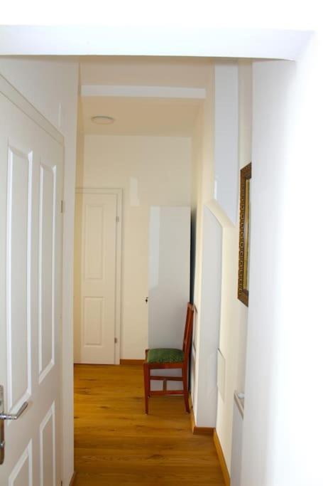Paraderma Apartment Im Zentrum Baden Bei Wien Buitenkant foto