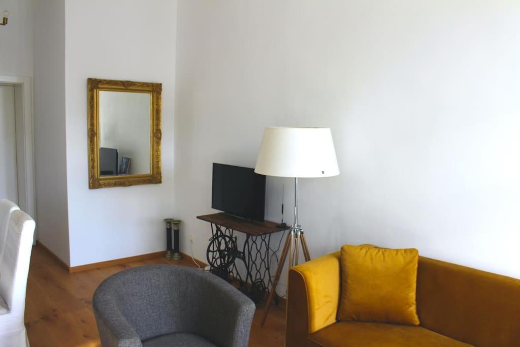 Paraderma Apartment Im Zentrum Baden Bei Wien Buitenkant foto