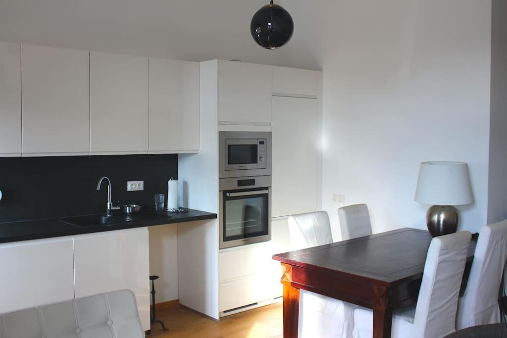 Paraderma Apartment Im Zentrum Baden Bei Wien Buitenkant foto
